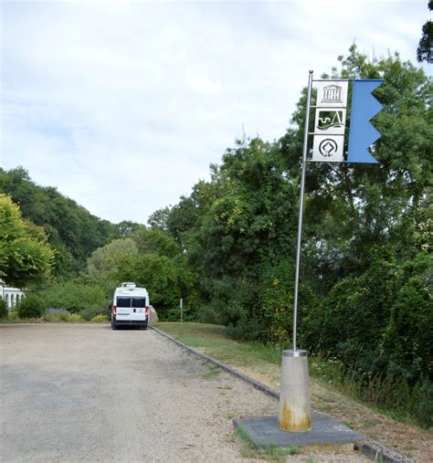 Aire camping cars de Chênehutte Saumur Val de Loire Tourisme