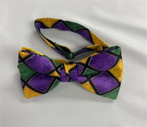 Mardi Gras Diamond Preitied Bow Tie John S Tuxedos