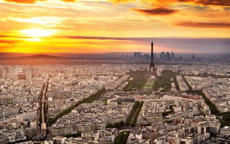 Eifel Tower Paris Hd Wallpaper Wallpaper Flare