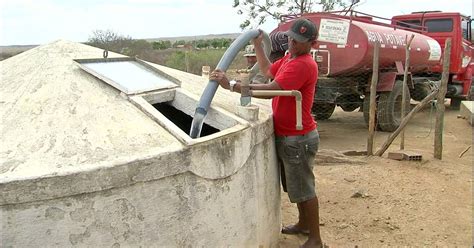 Globo Rural Popula O De Munic Pios Do Cear Sofre Seca