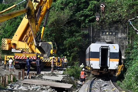 【台鐵出軌day2】工程車負責人聲押 檢方：已確認26名罹難者身分 上報 焦點