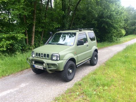 Suzuki JImny Geländewagen mieten MATSCH PISTE