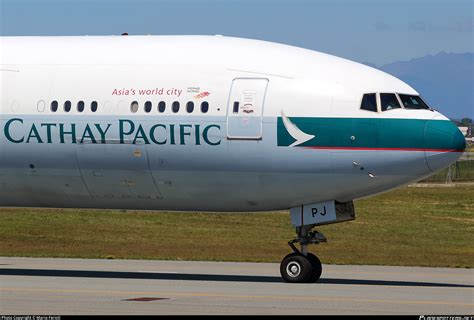 B KPJ Cathay Pacific Boeing 777 367ER Photo By Mario Ferioli ID