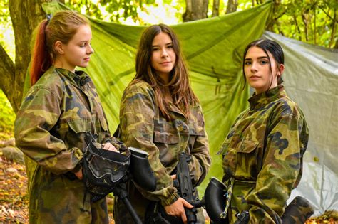 Wakacje i ferie Ryn Obóz Paintballowy ViaCamp pl Kolonie i Obozy