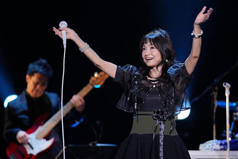 石川ひとみ45周年記念「この曲で辞めると決めていた」81年大ヒット曲「まちぶせ」秘話語る 音楽写真ニュース 日刊スポーツ