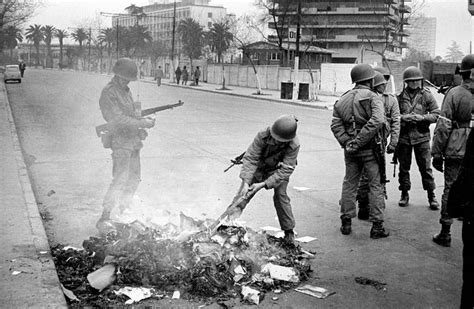 Chile Al Rescate De Una Cultura Quemada 40 Años Después Del Golpe