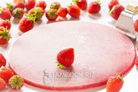 Клубничное компоте (кули) для торта — рецепт с фото | Food, Desserts ...
