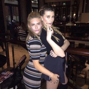 Isabel Hodgins Nude Leaked Private Pics Emmerdale Star Showed Her Saggy Tits