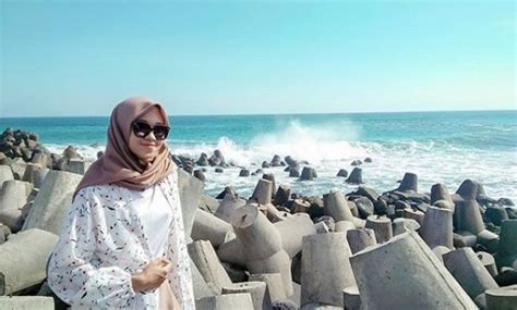 11 Spot Foto Pantai Glagah Jogja (HTM, Rute, Obyek Wisata)