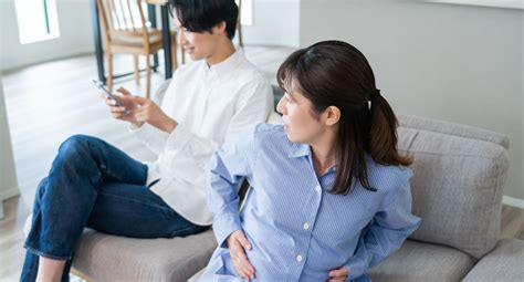 妊娠中、夫にイライラしてしまう……意外な原因と対策方法 Living Room