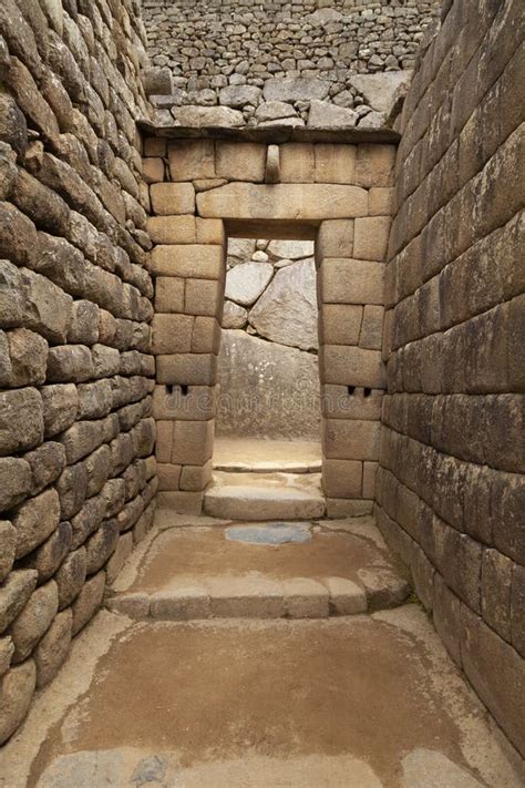 Arquitectura Y Detalles De Las Construcciones Incas En Machu Picchu