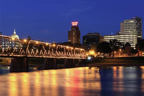 Walnut Street Bridge Photograph by Shelley Neff - Fine Art America