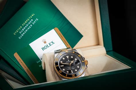 ROLEX SUBMARINER DATE VVS Luxury Watches Collection