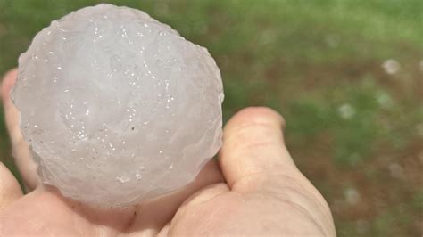 Qld Weather Storm Hits Sunshine Coast And Gympie With Hail And Heavy