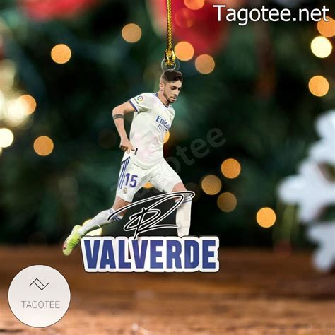 Real Madrid Federico Valverde Xmas Ornament Tagotee