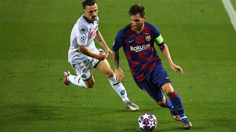 Barcelona 3 1 Napoli agg 4 2 Messi leads Barça through UEFA