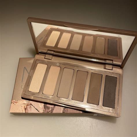 Wie NEU Urban Decay Naked 2 Basics Eyeshadow Palette Kaufen Auf Ricardo