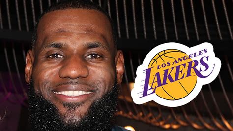 Lebron James Officially Signs His Contract With Los Angeles Lakers