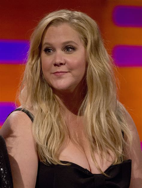 Amy Schumer Reveals Lyme Disease Diagnosis And Says She May Have Had