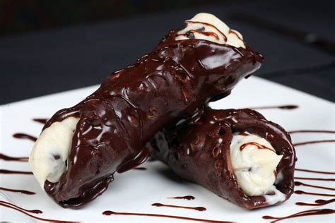 Chocolate Cannoli Desserts Food Favorite Desserts