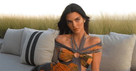 Kendall Jenner Luce Un Vestido Transparente Muy Sexy Y Atrevido Que Ya