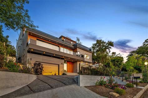 Exquisitely Designed Sherman Oaks Home For Sale At 6295 Million