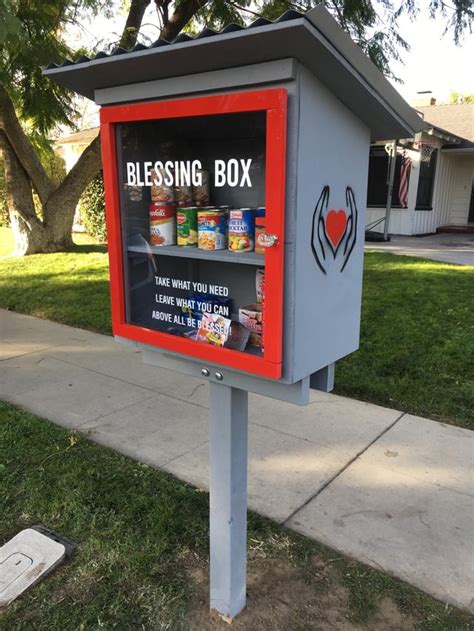 This Blessing Box I Saw On My Way Home Has Food And Hygiene Products