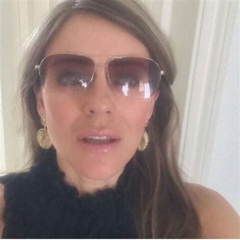 Pin By David Mc On Elizabeth Hurley Elizabeth Hurley Sunglasses Women Square Sunglasses Women