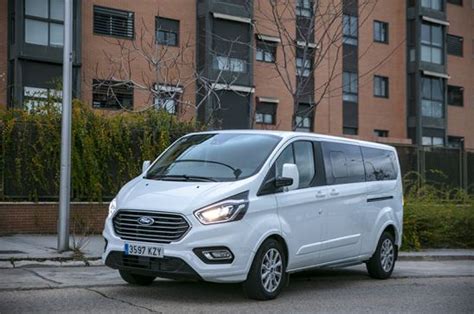 Ford Grand Tourneo Custom Ecoblue Hybrid Titanium Advanced Fleet