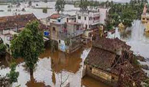 Maharashtra Floods People Stranded In Yavatmal Due To Heavy Rains