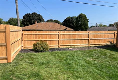 Dog Ear Privacy Chucks Fence