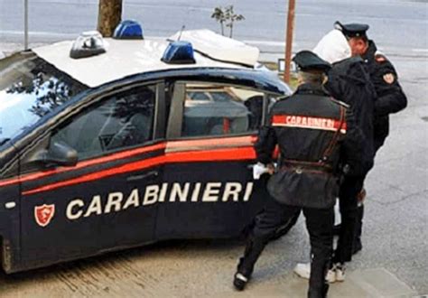 Picchiato Con Calci E Pugni Rapinato E Sequestrato Tusciaweb Eu