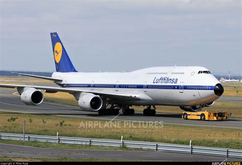 D ABYT Lufthansa Boeing 747 8 At Frankfurt Photo ID 1019130