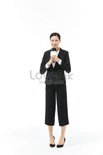 Female Reporter Wearing A Suit Picture And HD Photos | Free Download On ...