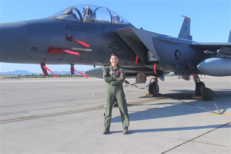 Weapon systems officer makes history at USAF Weapons School > U.S. Air ...