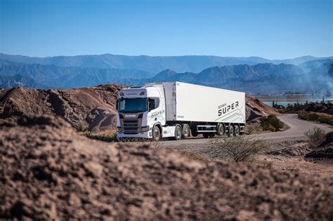 Scania anuncia la llegada de su nueva línea de camiones SUPER a Chile