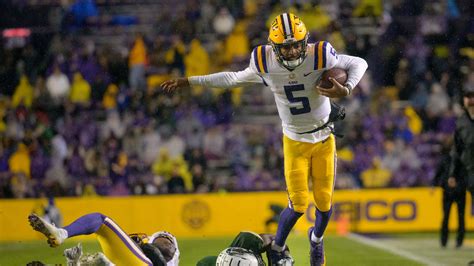 LSU football: Should Jayden Daniels enter NFL Draft in 2023?