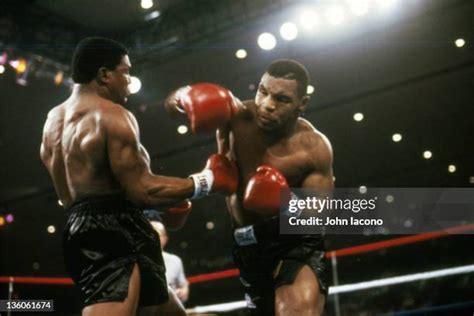 120 Mike Tyson Vs Trevor Berbick Photos & High Res Pictures - Getty Images