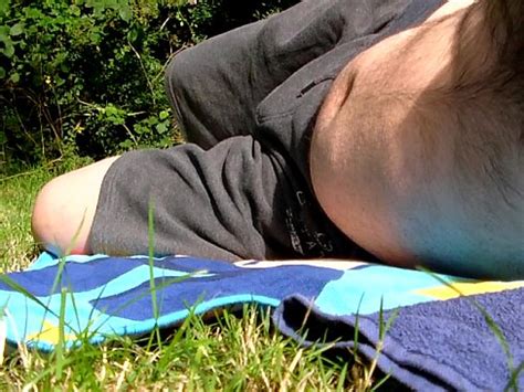 diversión desnuda en el parque público XVIDEOS