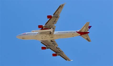 Branson S Virgin Orbit Fails On First Rocket Launch Attempt