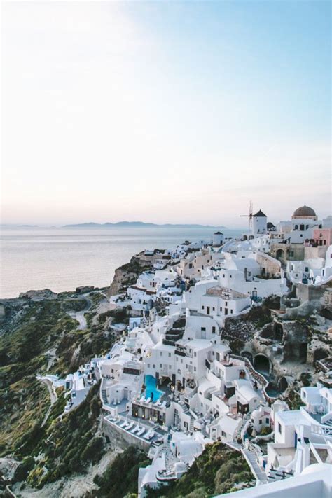 Bucket List: See the sunset in Oia, Santorini, Greece • The Overseas ...