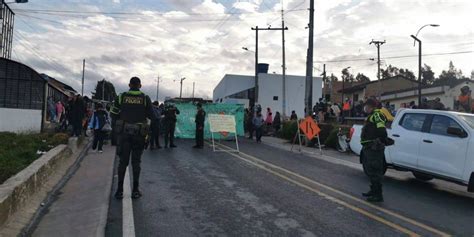 Indígenas Bloquearon La Vía Panamericana En Nariño