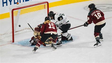 Pwhl Boston Defeats Montreal In Triple Ot To Take 2 0 Series Lead