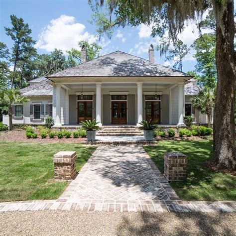 A Grand Entrance At Palmetto Bluff