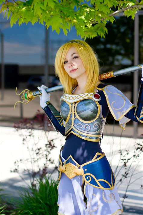 Lux Cosplay – Telegraph