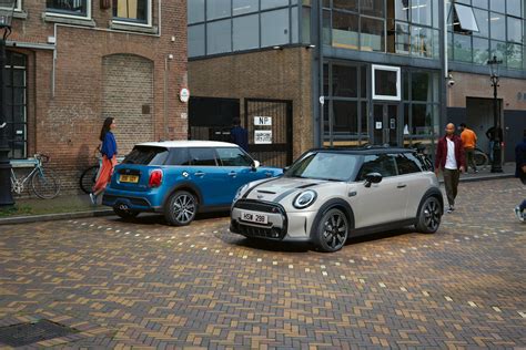 Contact Grassicks Your Local Mini Retailer