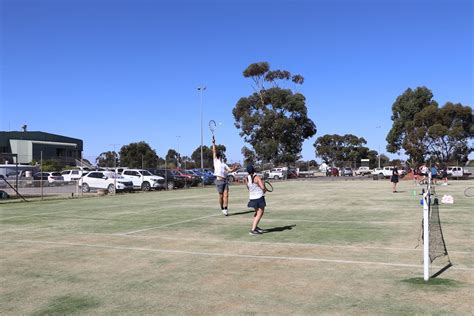 Birchip Tennis Teams At St Arnaud