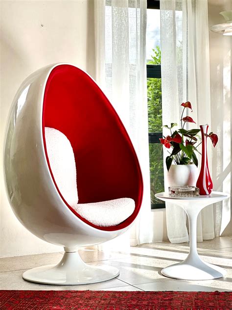 Retro Swivel Egg Chair Re Trend