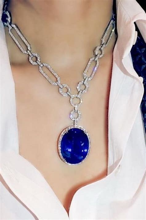 An Important Burma Sapphire Pendant Necklace Of 120 Carats Beautiful