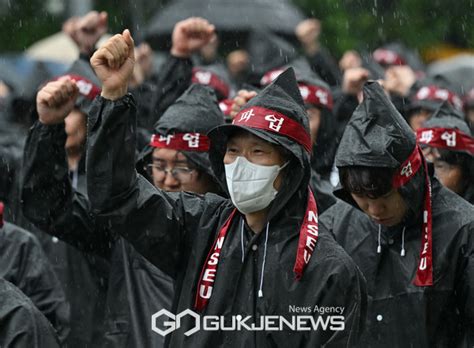 사측 대화 의지 없어 삼성전자 노조 2차 파업 선언주가 움직임은